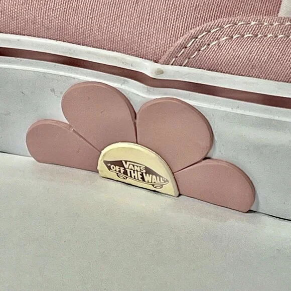 Vans Pink Canvas Platform Sneakers W/ Floral Design Womens Size 6.5 - Picture 6 of 9